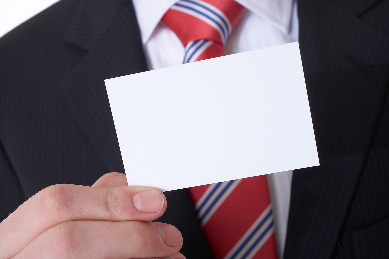 Elements of a Business Card That Generate Sales